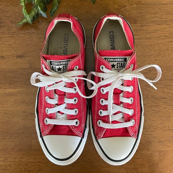 Converse Chuck Taylor All Star Red Low-Top Canvas Sneakers Mens 5 / Womens 7 - Picture 3 of 13